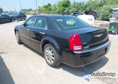2008 Chrysler 300C z USA, uszkodzony, nr VIN 2C3LK63H88H193800